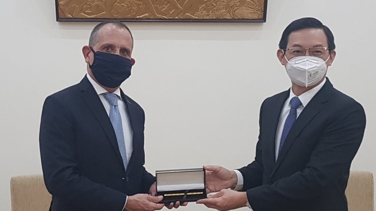 Giám đốc Sở Ngoại vụ TP. Hồ Chí Minh tiếp Tổng Lãnh sự Pháp chào từ biệt