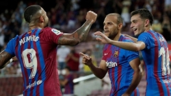 Barcelona nhớ Messi trong trận thắng đậm mở màn La Liga, tân binh Memphis Depay nhận lời khen