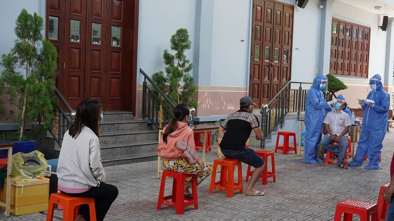 Covid-19 ở Việt Nam: TP. Hồ Chí Minh có hơn 41.000 F0 điều trị tại nhà: Bệnh viện Phổi Hà Nội hết cách ly y tế Covid-19 ở Việt Nam: TP. Hồ Chí Minh có hơn 41.000 F0 điều trị tại nhà: Bệnh viện Phổi Hà Nội hết cách ly y tế