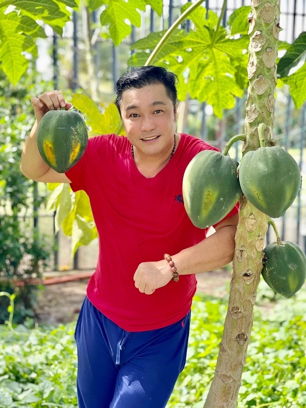 Cuộc sống độc thân của Lý Hùng hiện giờ ra sao?