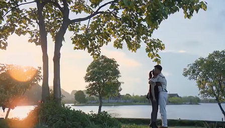 Hương vị tình thân: Khán giả nhặt sạn trong khung cảnh lãng mạn của Nam - Long, nhà sản xuất tiết lộ hậu trường Hương vị tình thân: Khán giả nhặt sạn trong khung cảnh lãng mạn của Nam - Long, nhà sản xuất tiết lộ hậu trường