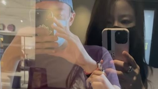 Lâm Tâm Như tiết lộ về thời gian giãn cách ở nhà chống Covid-19