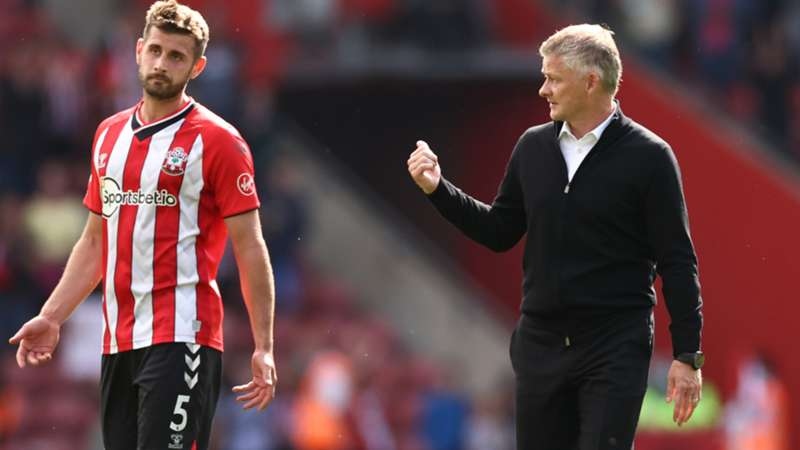 Man Ut hòa Southampton: Pogba chơi hay, HLV Solskjaer chỉ trích trọng tài