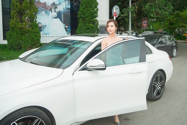 Phan Minh Huyền - diễn viên chính phim Thương ngày nắng về: Huyền Lizzie ngọt ngào bên người hâm mộ và biết ơn vì đã ủng hộ