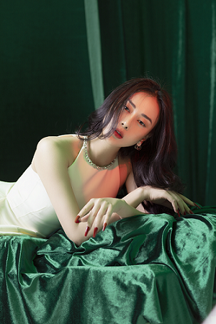 Phương Oanh đẹp hơn nhờ cuộc sống an nhiên mỗi ngày