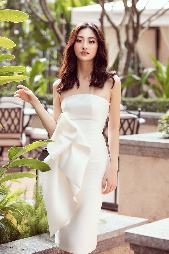 Thời trang thanh lịch và cá tính của Lương Thùy Linh sau nhiệm kỳ Hoa hậu Thế giới Việt Nam