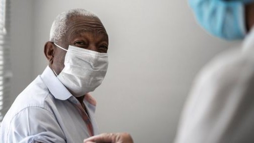 Giới khoa học Australia chứng minh hiệu quả của việc đeo khẩu trang trước biến thể Omicron