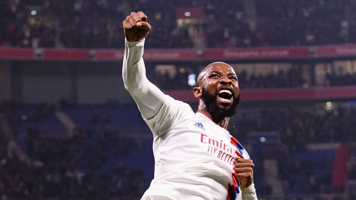 Chuyển nhượng cầu thủ ngày 25/8: PSG ra giá mua Bernardo Silva; MU muốn dứt điểm mua Moussa Dembele; Chuyển nhượng cầu thủ ngày 25/8: PSG ra giá mua Bernardo Silva; MU muốn dứt điểm mua Moussa Dembele;