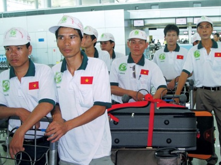 Gần 80.000 lao động đi làm việc ở nước ngoài trong 8 tháng