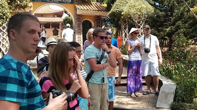 Du khách Nga đến Việt Nam tăng mạnh