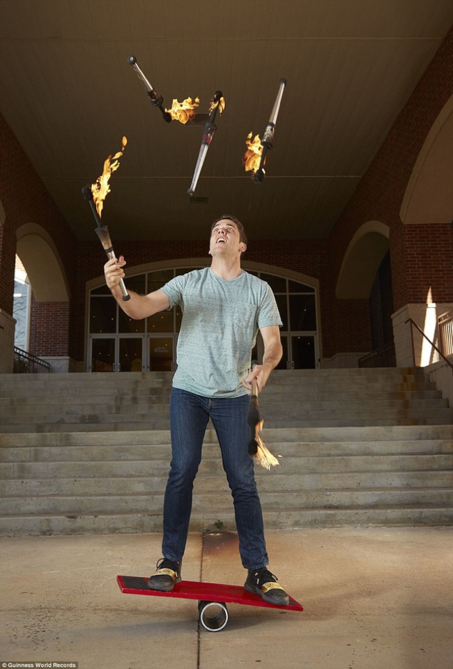 lo dien nhung ky luc guinness the gioi 2018 an tuong den kho tin