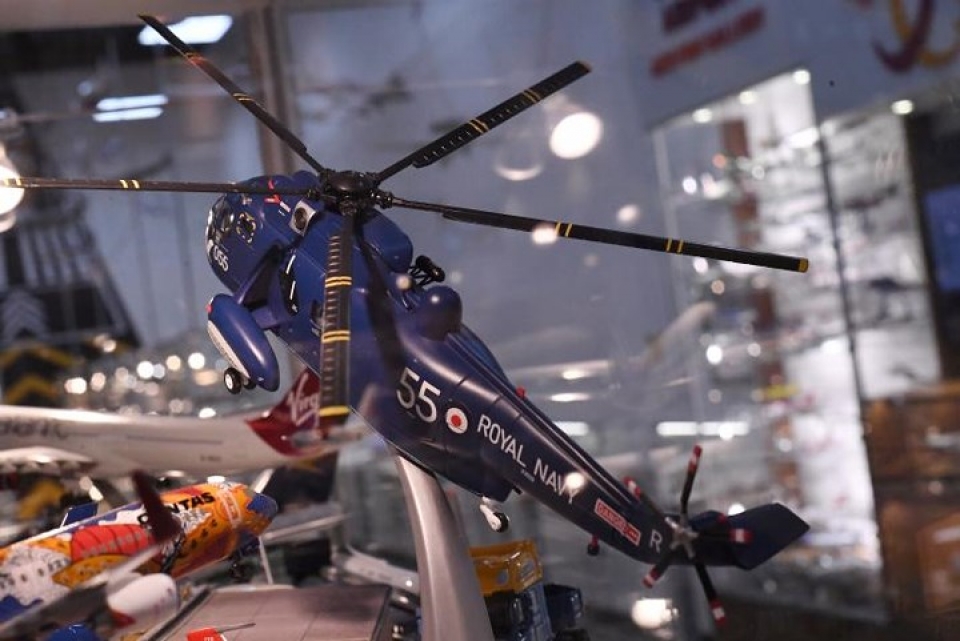 kham pha bo suu tap mo hinh may bay khung nhat the gioi