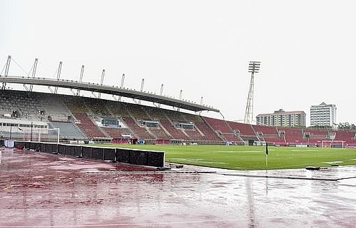 Mưa lớn tại sân Thammasat trước giờ diễn ra trận Việt Nam - Thái Lan, HLV Park sẽ thay đổi chiến thuật?