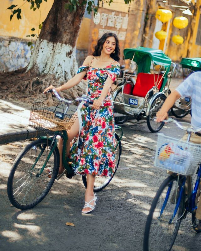 hoa hau tieu vy dep la trong buoi sang binh di den nao long o hoi an