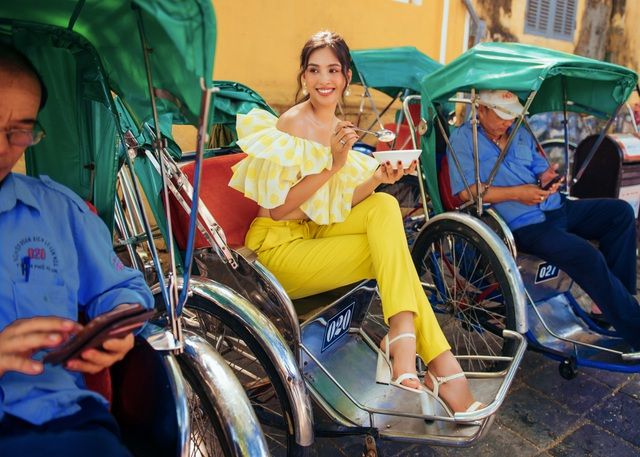 hoa hau tieu vy dep la trong buoi sang binh di den nao long o hoi an