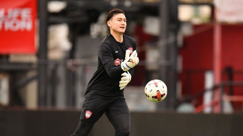 'Giăng tơ' trước khung thành, Đặng Văn Lâm có tên trong đội hình tiêu biểu vòng 6 Thai-League