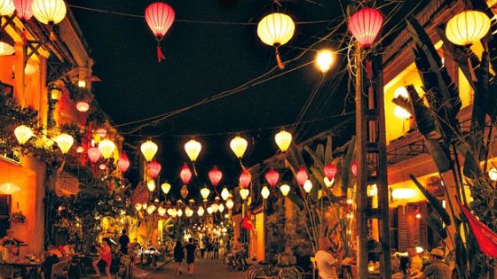 Hội An mở cửa trở lại đón khách, áp dụng giảm 50% giá vé tham quan khu phố cổ