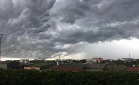 du bao thoi tiet dem nay va ngay mai 309 110 troi nang co mua rao va dong rai rac mua to cuc bo o bac bo tay nguyen nam bo