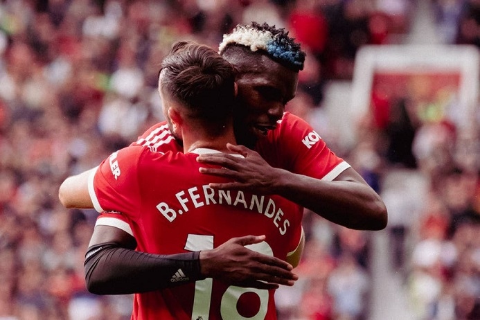 Man Utd: Đau đầu với Martial; cản Van de Beek ra đi;