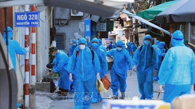 Thủ tướng chỉ đạo Bộ Quốc phòng và 10 tỉnh thành chuẩn bị nhân lực để hỗ trợ Hà Nội phòng, chống dịch Covid-19