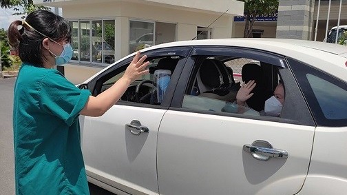 Covid-19 tại TP. Hồ Chí Minh: Đã có 137.208 F0 xuất viện, hơn 7 triệu người được tiêm vaccine; tính việc mở cửa từ từ