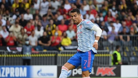 Champions League: Ghi bàn cho Man Utd, Ronaldo đi vào lịch sử và cân bằng một số kỷ lục