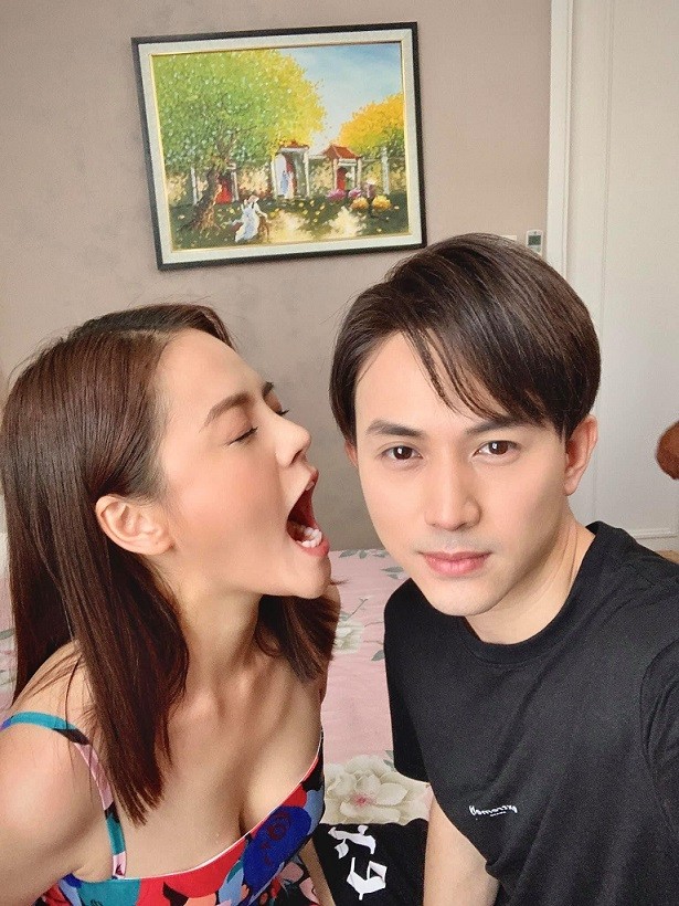 Hậu trường cười nghiêng ngả của dàn diễn viên phim Hương vị tình thân