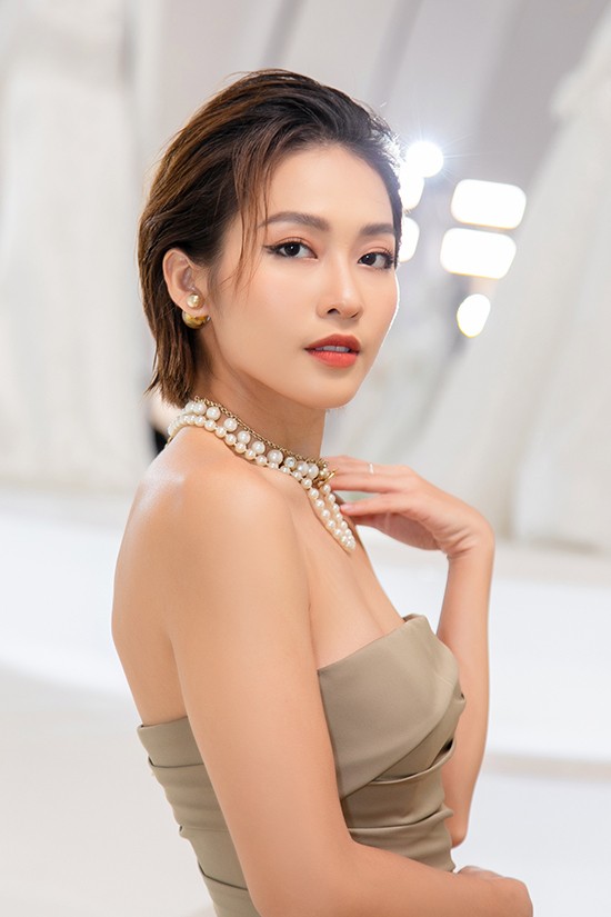 11 tháng 5 ngày: Khả Ngân chấp nhận thử thách vì kịch bản phim hay và nhân vật Tuệ Nhi quá thú vị 11 tháng 5 ngày: Khả Ngân chấp nhận thử thách vì kịch bản phim hay và nhân vật Tuệ Nhi quá thú vị