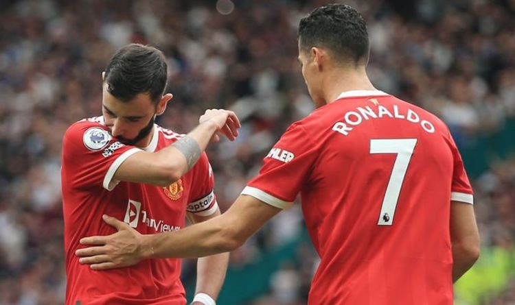 Man Utd: Chuyện Ronaldo ăn kiêng và đá phạt; HLV Solskjaer được tạo điều kiện mua sắm cầu thủ Man Utd: Chuyện Ronaldo ăn kiêng và đá phạt; HLV Solskjaer được tạo điều kiện mua sắm cầu thủ