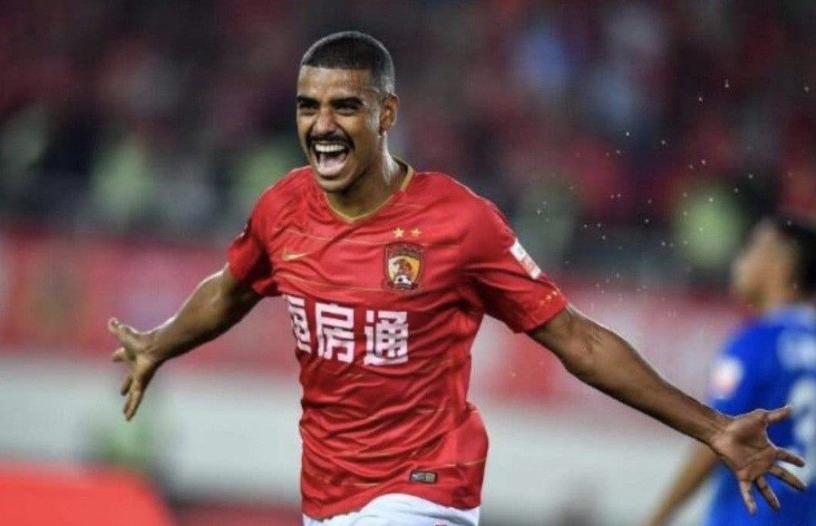 Vòng loại World Cup 2022: Sao nhập tịch Trung Quốc quyết giành trọn 3 điểm với đội tuyển Việt Nam