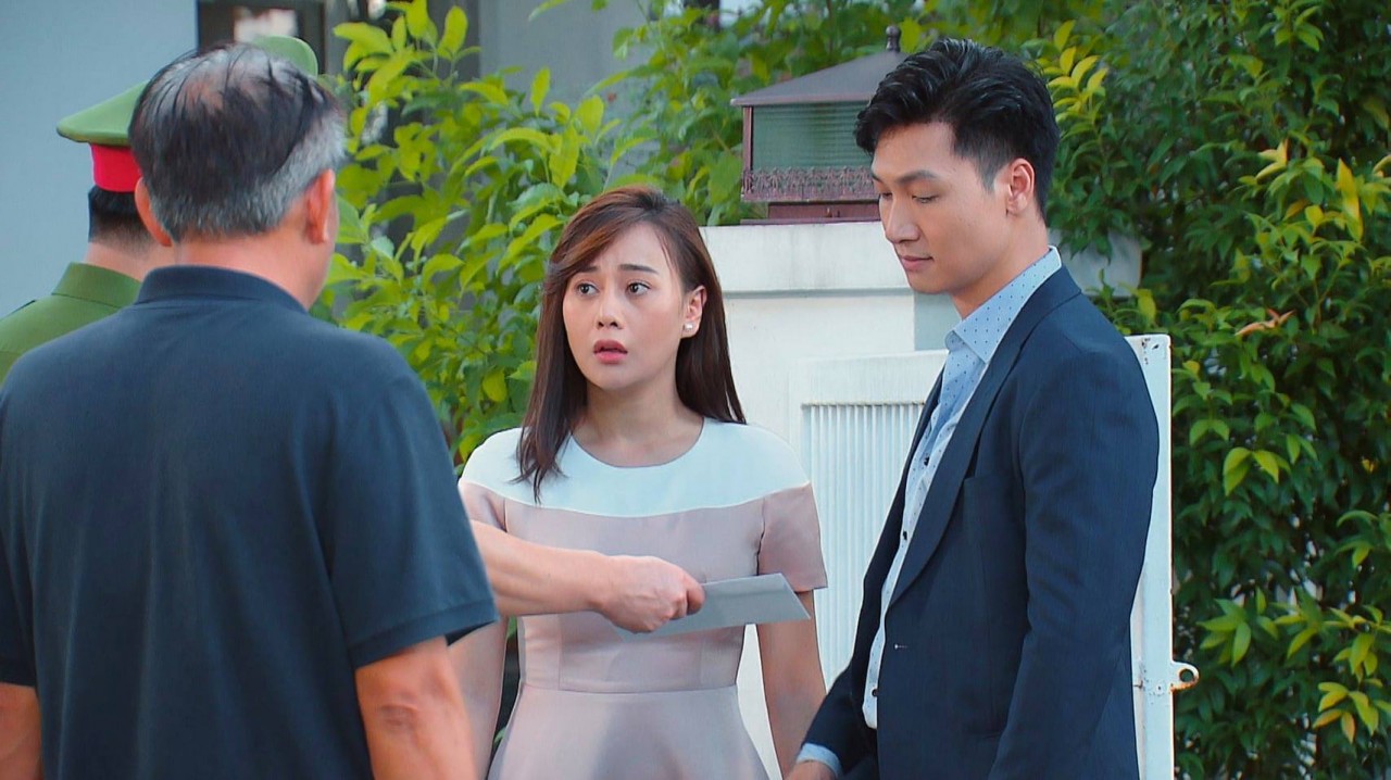 Cùng khán giả phân tích những tình huống chưa hợp lý trong phim Hương vị tình thân