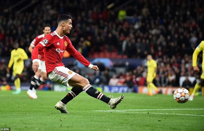 Champions League: Man Utd thắng may mắn Villarreal, Ronaldo thêm kỷ lục mới Champions League: Man Utd thắng may mắn Villarreal, Ronaldo thêm kỷ lục mới