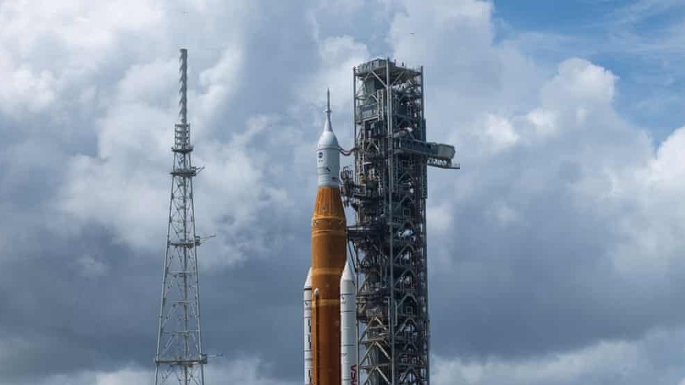 NASA tiếp tục hoãn kế hoạch phóng tàu vũ trụ lên Mặt trăng