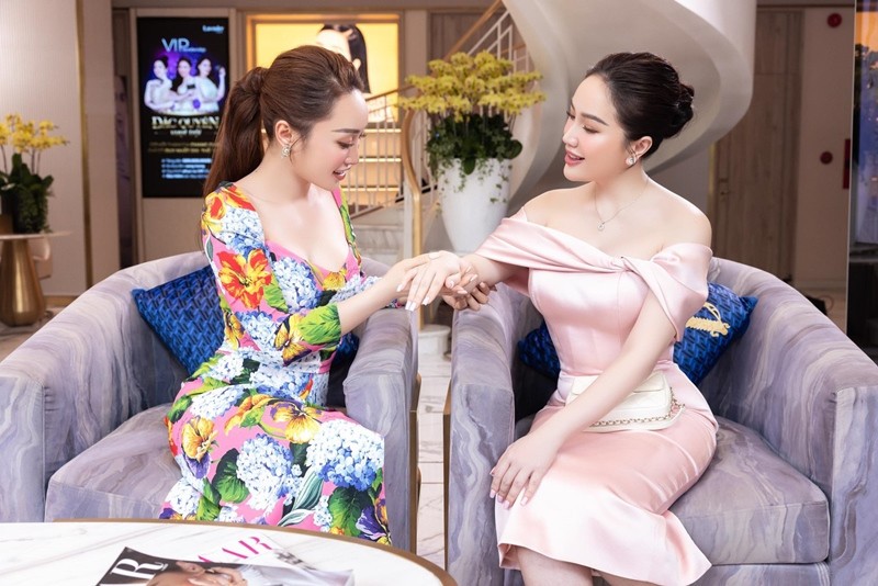 ca sĩ Bảo Thy và doanh nhân Lý Thùy Trang