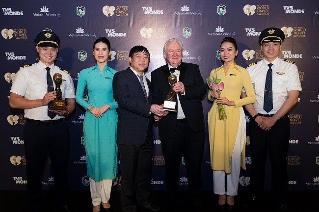 Vietnam Airlines nhận 2 giải thưởng lớn tại World Travel Awards 2022 khu vực châu Á Vietnam Airlines nhận 2 giải thưởng lớn tại World Travel Awards 2022 khu vực châu Á