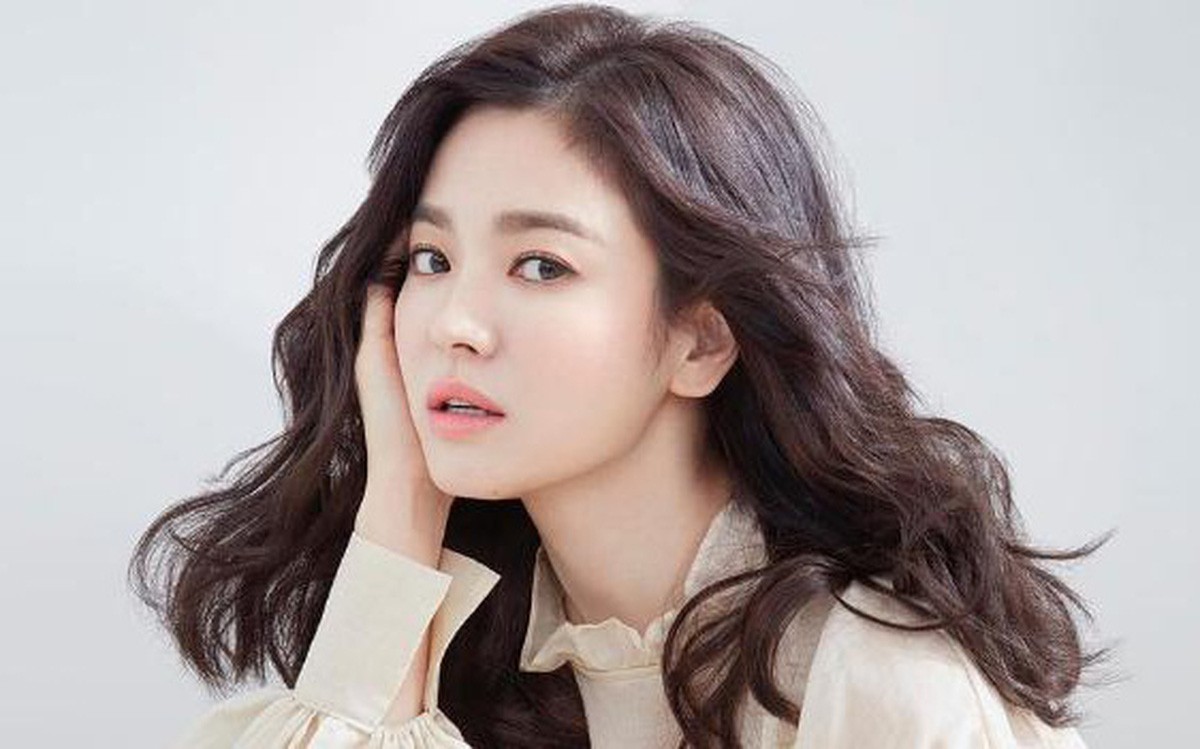 Son Ye Jin đứng đầu Top 10 mỹ nhân ngưỡng tuổi 40 đẹp nhất làng giải trí xứ Hàn Son Ye Jin đứng đầu Top 10 mỹ nhân ngưỡng tuổi 40 đẹp nhất làng giải trí xứ Hàn