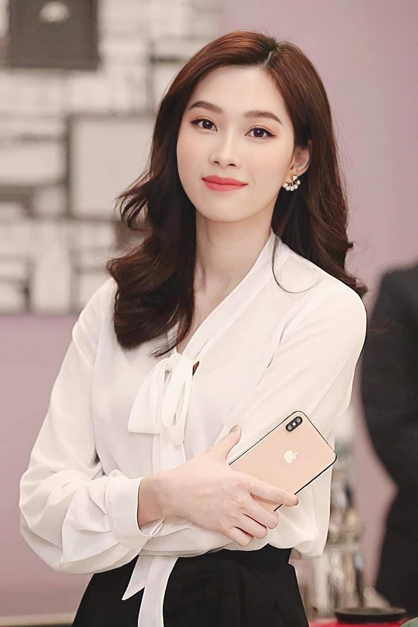 Hoa hậu Đặng Thu Thảo