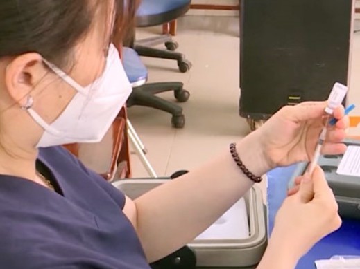 Covid-19 ngày 22/9: Hơn 1.900 ca mắc mới, gần 1.300 bệnh nhân chữa khỏi và 123 F0 nặng