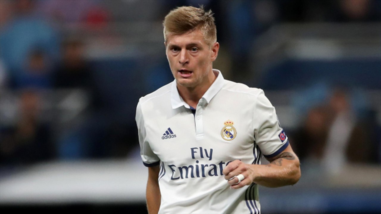 Chuyển nhượng cầu thủ ngày 23/9: Real Madrid cần Kroos;