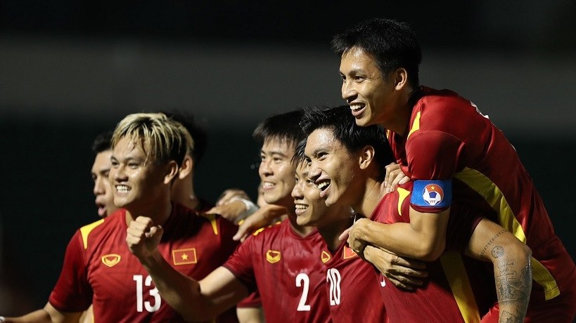 Đội tuyển Việt Nam cải thiện thứ hạng FIFA sau 2 trận thắng Singapore và Ấn Độ