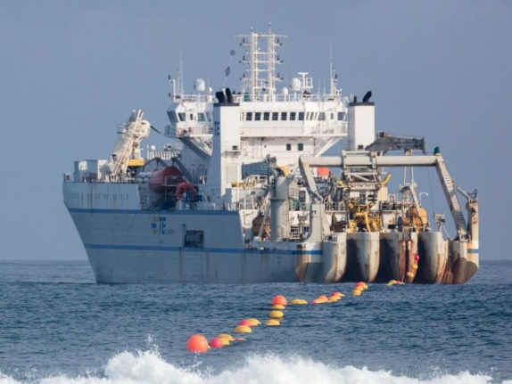 Hoàn thiện tuyến cáp hiện đại nhất xuyên Đại Tây Dương