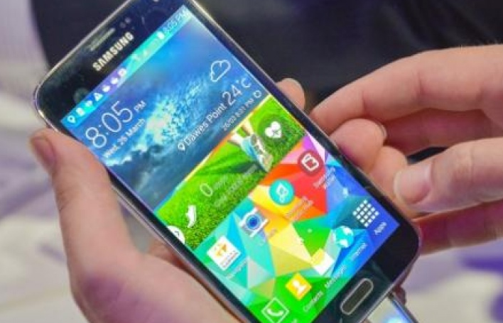 Không chỉ iPhone X hay Galaxy Note 8, màn OLED là xu hướng tương lai