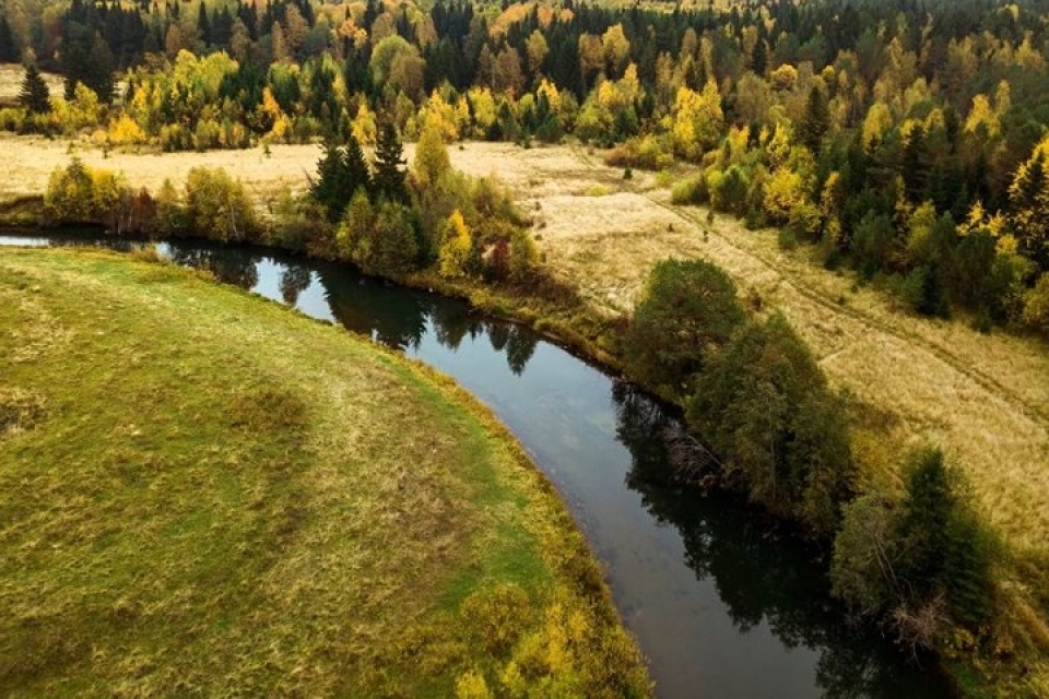 thang 10 ve ngam ve dep me ly cua mua thu nuoc nga