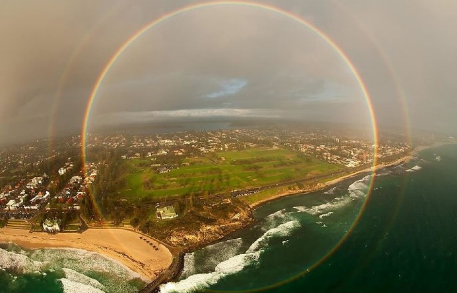 Bất ngờ trước những khoảnh khắc trùng hợp đến khó tin trong cuộc sống