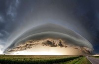 Vẻ đẹp kỳ lạ của những đám mây