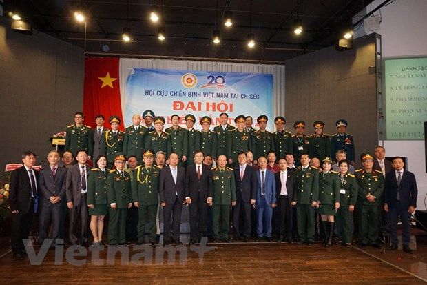 Phát huy phẩm chất ‘Bộ đội cụ Hồ’ trong cộng đồng người Việt tại Czech phat huy pham chat bo doi cu ho trong cong dong nguoi viet tai czech