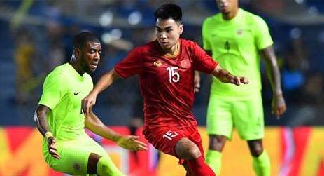 Đội bóng Thai League gửi đề nghị chiêu mộ Đức Huy