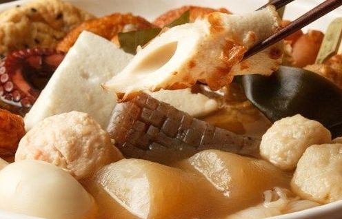 Nhà hàng Nhật sử dụng nồi nước dùng được đun đi đun lại trong 74 năm