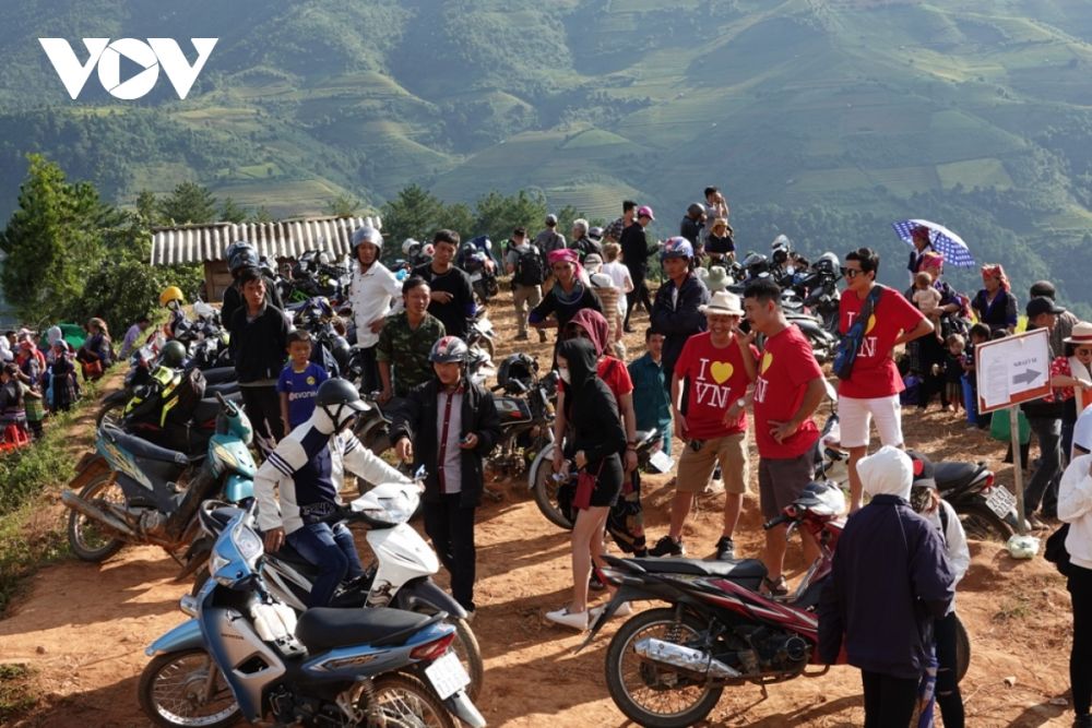 du khach hao hung kham pha mua vang mu cang chai