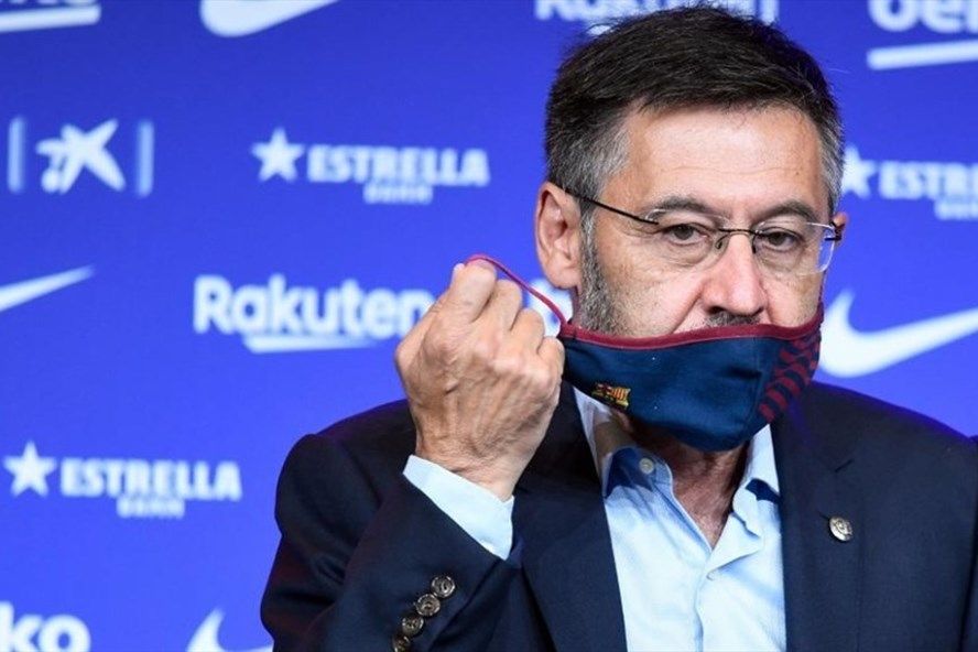 Barcelona ép giảm lương Messi sẽ ra đi tự do barcelona ep giam luong messi se ra di tu do